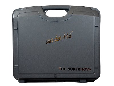 VAN DEN HUL SUPERNOVA
