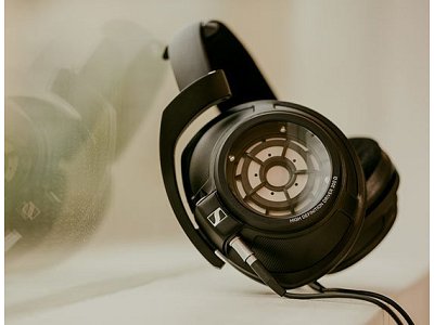 SENNHEISER HD820