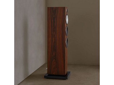 BOWERS & WILKINS 704 S3