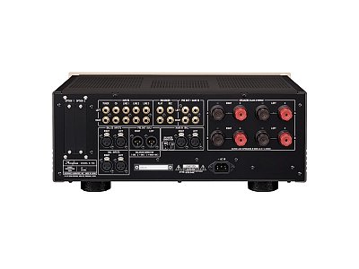 ACCUPHASE E-700