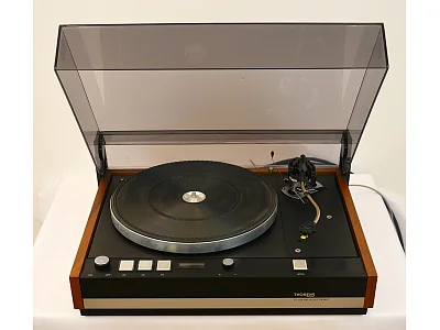 THORENS TD-126 MKIII THORENS TD-126 MKIII