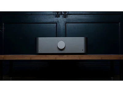CAMBRIDGE AUDIO EDGE A CAMBRIDGE AUDIO EDGE A