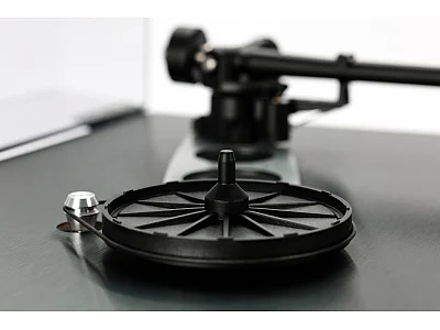 REGA PLANAR 3 RS EDITION REGA PLANAR 3 RS EDITION