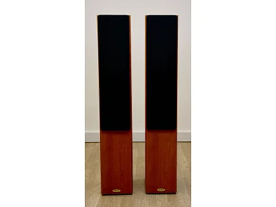 TANNOY REVOLUTION R3 TANNOY REVOLUTION R3