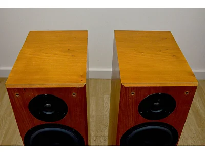 TANNOY REVOLUTION R3 TANNOY REVOLUTION R3