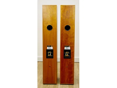 TANNOY REVOLUTION R3 TANNOY REVOLUTION R3
