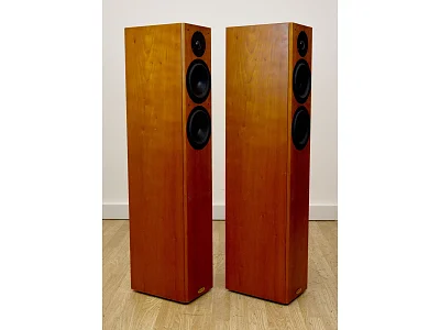 TANNOY REVOLUTION R3 TANNOY REVOLUTION R3