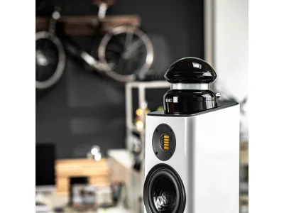 ELAC 4PI PLUS V ELAC 4PI PLUS V