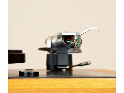 REGA PLANAR 25 + HEED ORBIT REGA PLANAR 25 + HEED ORBIT