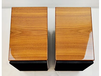 ELAC BS 403