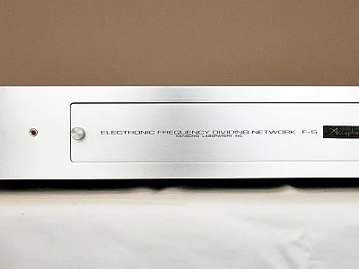 Accuphase ACCUPHASE F-5