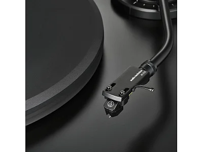 AUDIO TECHNICA AT-LP7X AUDIO TECHNICA AT-LP7X