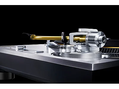 TECHNICS SL-1200/1210 GME LIMITED MASTER EDITION TECHNICS SL-1200/1210 GME LIMITED MASTER EDITION