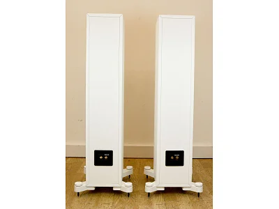 KEF Q550 KEF Q550