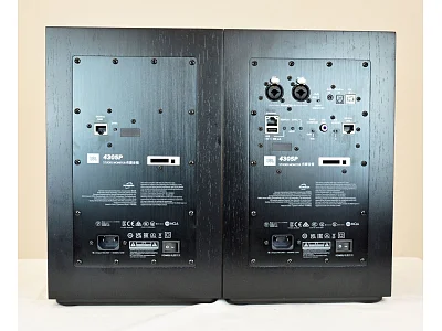 JBL 4305P JBL 4305P